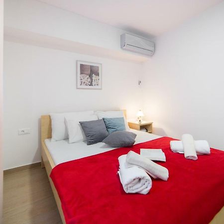 Apartments Relax Baška Voda المظهر الخارجي الصورة
