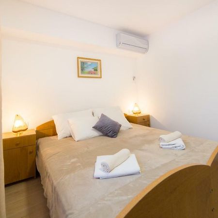 Apartments Relax Baška Voda المظهر الخارجي الصورة