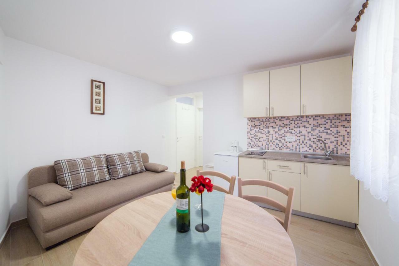 Apartments Relax Baška Voda المظهر الخارجي الصورة
